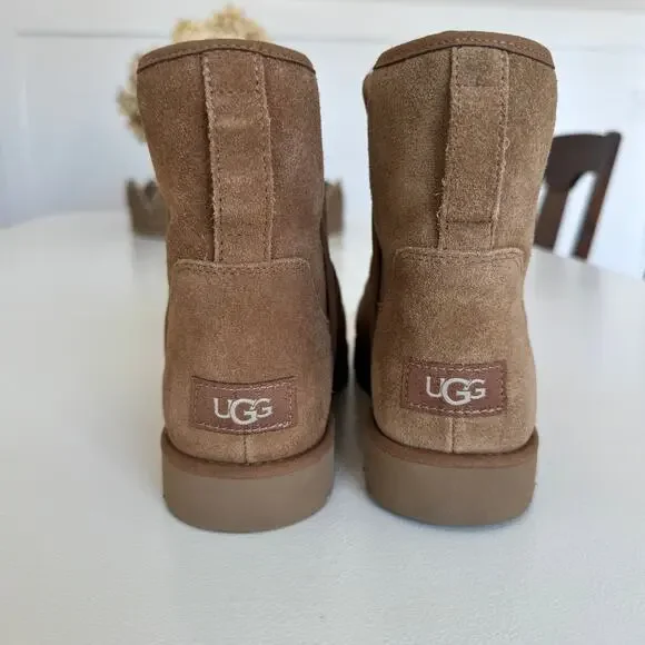 UGG Cory II Shearling Lambswool Boot NWOB Chestnut Brown Suede 1125792 Women